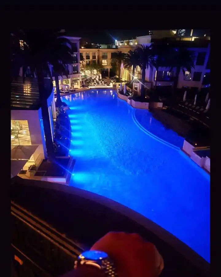 pool lights gold coast